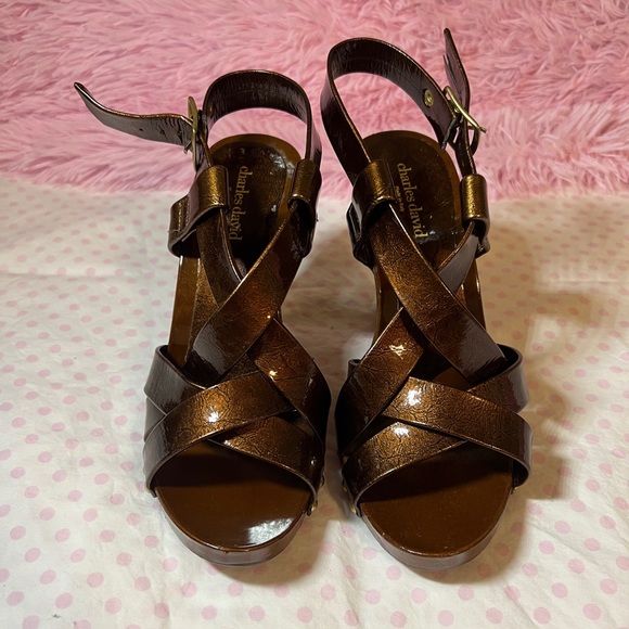 Charles David Made in Italy Shiny Brown Wedge heels Size 7. - Picture 1 of 5